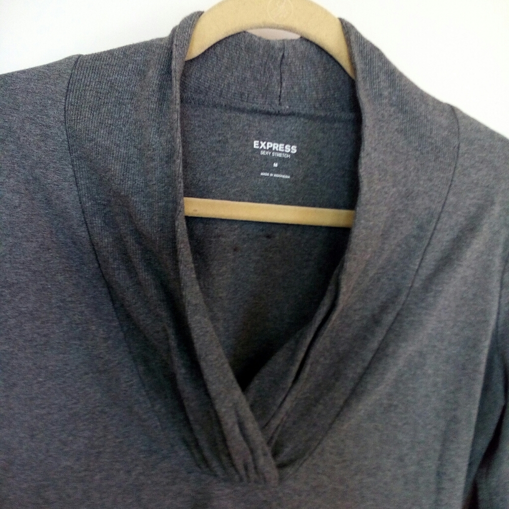 Express top - Picture 2 of 2